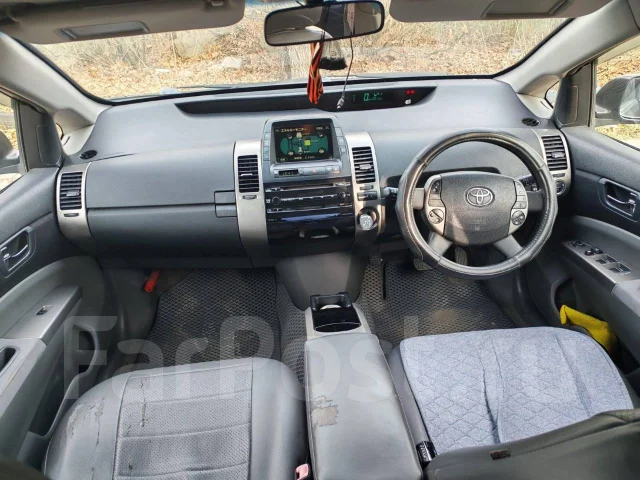 Toyota Prius. �������, ��������, 1.5 (76��.�.), ������, 263 133����. �� ����