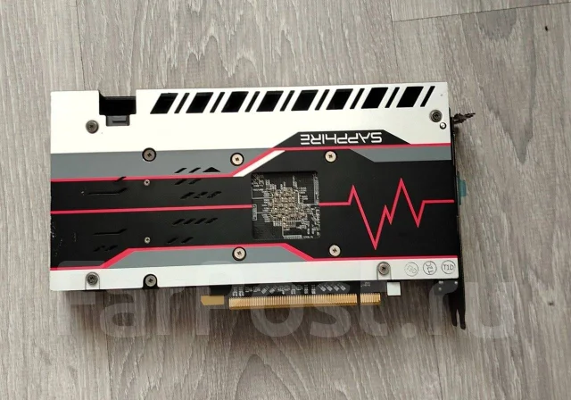 Radeon RX 580 ����