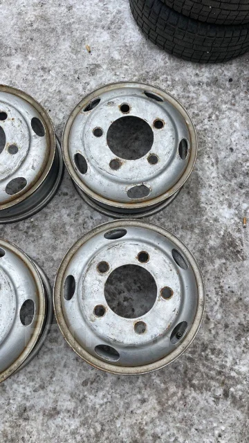 Isuzu. 5.5x16" ����