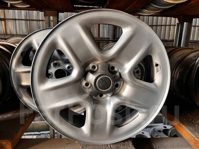 Toyota. 6.5x17", 5x114.3, ET45,  60,1. 
