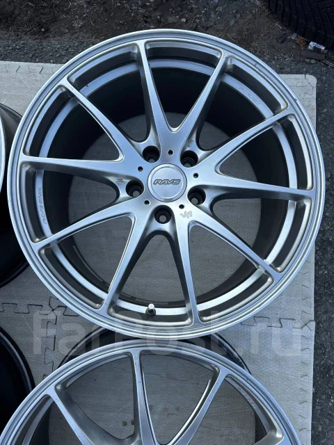 RAYS Volk Racing VR. 9.5/8.5x18", 5x114.3, ET43/44, �� 72���. ����