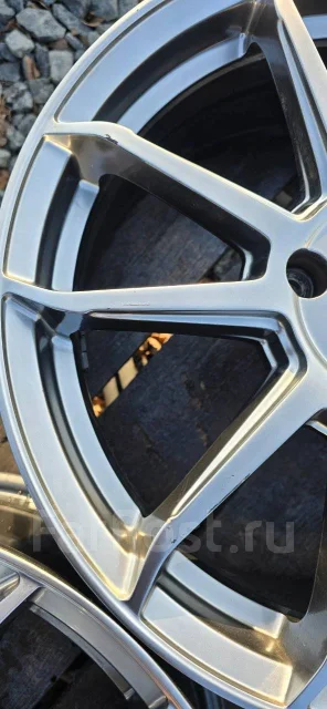 MID Brocken. 7.0x17", 5x112, ET47 ����