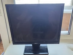 Acer. 19", ���������� �� (LCD, LED, QLED) ����