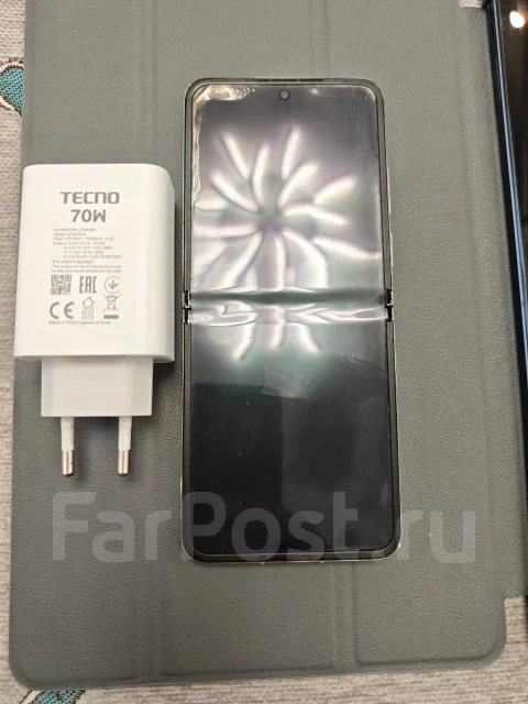Tecno Phantom V Flip2. �/�, 256 ��, ������, 3G, 4G LTE, 5G, Dual-SIM, ����������, NFC ����