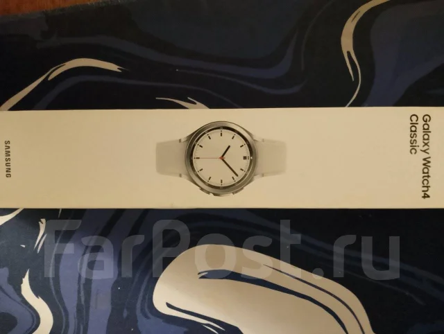 Samsung Galaxy Watch4 Classic. GPS, NFC ����