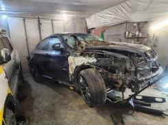 BMW X6 ����