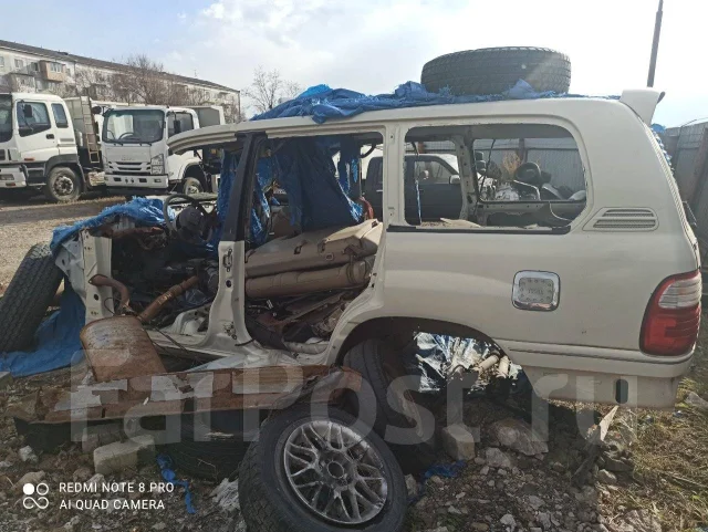 Lexus LX470 ����