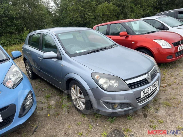 ��������� Opel Astra H 2004-2010 21471071 R1530078 ����
