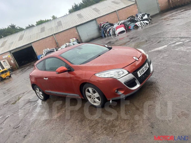 ������� Renault Megane 3 2009-2016 21068998 8200665518 ����