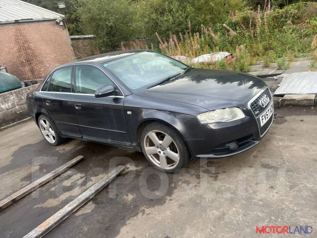 ����� Audi A4 (B7) 2004-2009 21016838 8E0823029D ����