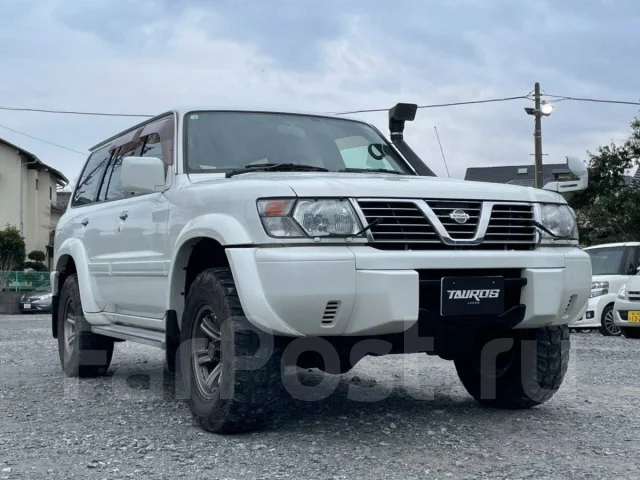 Nissan Safari ����