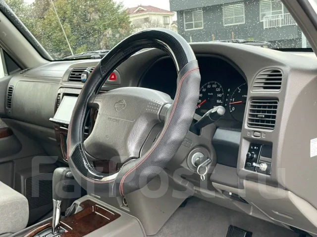 Nissan Safari ����