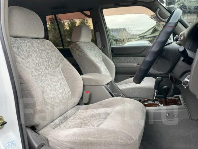 Nissan Safari ����