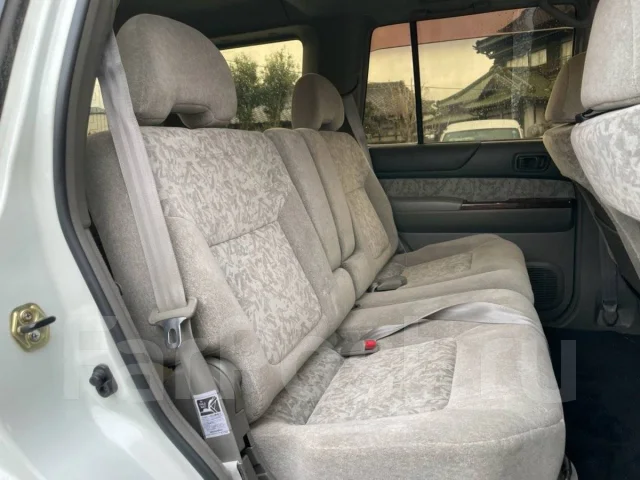 Nissan Safari ����
