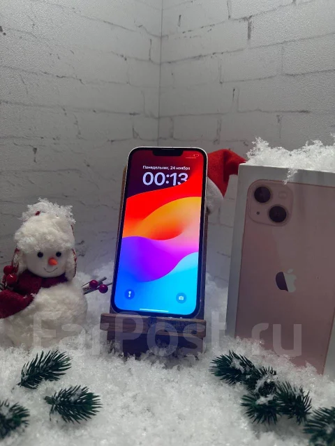 Apple iPhone 13. �/�, 256 ��, �������, 4G LTE, NFC ����