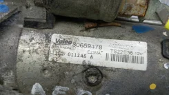 ������� Volvo V40 2012-2019; Volvo V40 MV 2012-2019 [66881967] 30659478 ����
