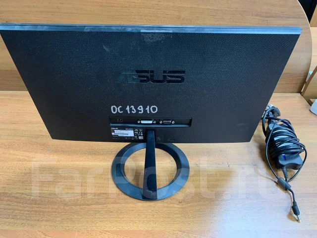 Asus. 20", ���������� �� (LCD, LED, QLED) ����