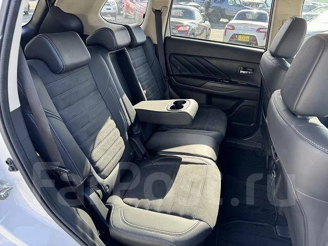 Mitsubishi Outlander. ��������, ��������, 2.0 (150��.�.), ������, 29 750����. ��, �/�. ��� ����� �� ������������ ����