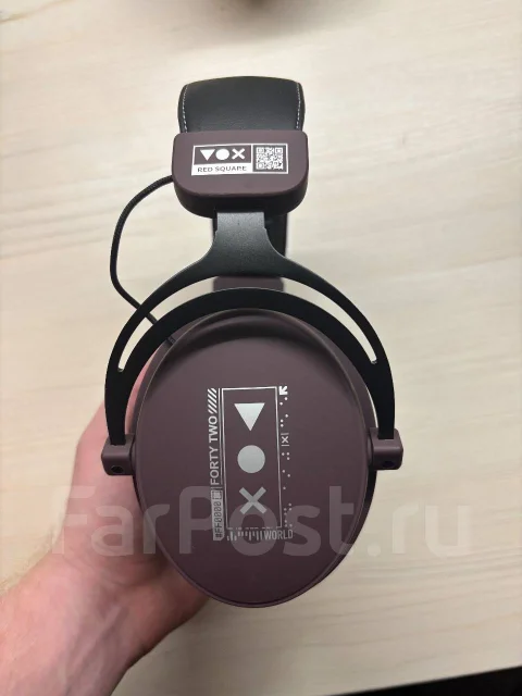 Red Square Vox ����