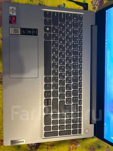 Lenovo IdeaPad 3 15ADA05. 15.6", 3,7����, ��� 8 ��, ���� 256���, WiFi: 1, Bluetooth: 1 ����