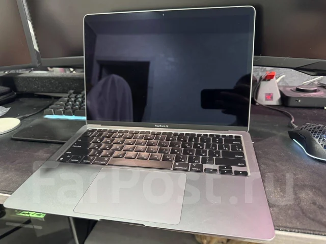 Apple MacBook Air 13 2020 MGN63. 13.3", 3,2����, ��� 8 ��, ���� 256���, WiFi: 1, Bluetooth: 1 ����