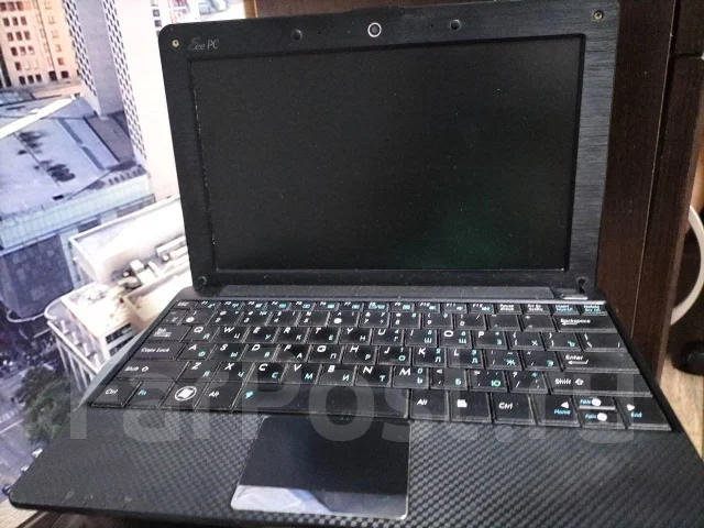 Asus Eee PC 1001PX. WiFi: 1, Bluetooth: 1 ����