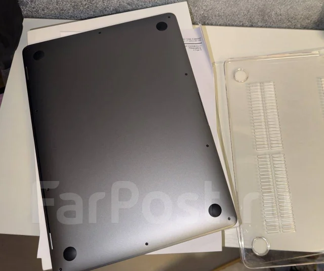 Apple MacBook Air 13 2020. ��� 256 �� � ������, WiFi: 1, Bluetooth: 1 ����