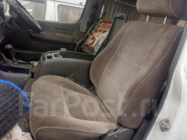 Toyota Hiace ����