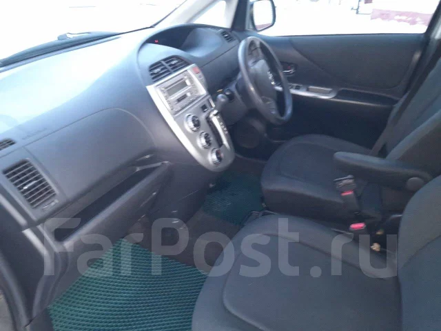 Toyota Ractis. ��������, ��������, 1.0 (87��.�.), ������, 241����. �� ����