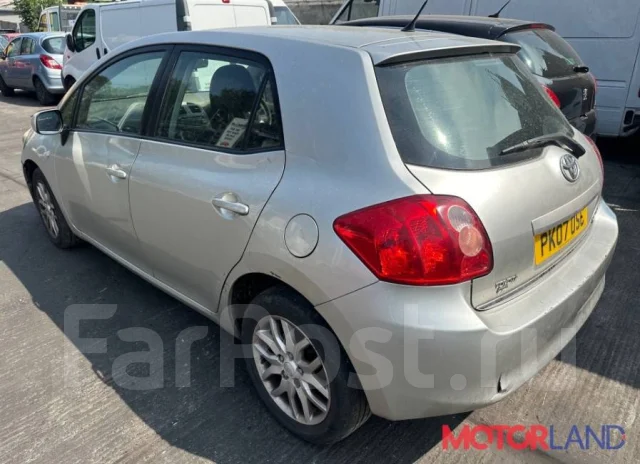 ������� Toyota Auris E15 2006-2012 20647970 4280003180 ����