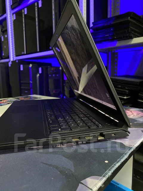 Dell. 15.6", ��� 12 ��, ���� 120���, WiFi: 1 ����