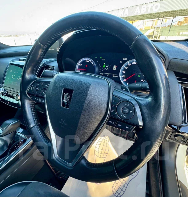 Toyota Crown. �������, ������, 2.5 (184��.�.), ������, 106 000����. �� ����