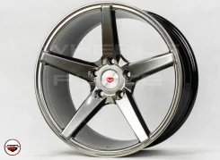 Vossen. 8.0x17", 5x114.3, ET35, �� 73,1���. ����