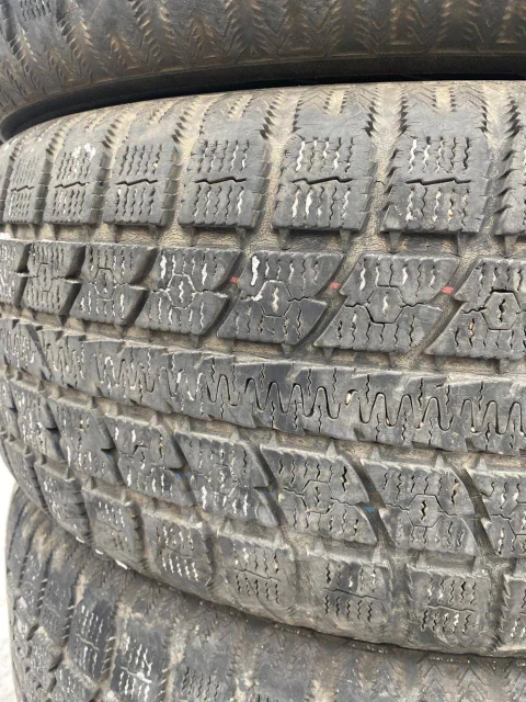 Toyo Observe GSi-5. ������, ��� �����, �/�, ����� 35 % ����