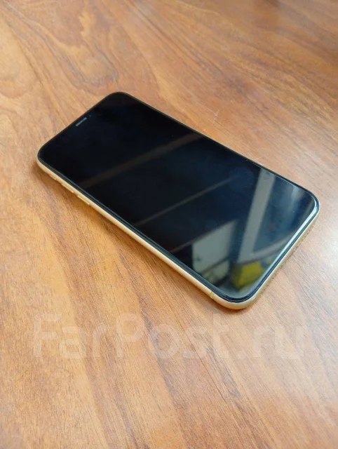 Apple iPhone Xr. �/�, 128 ��, ������ ����