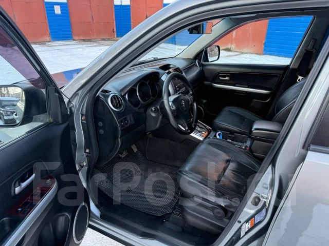 Suzuki Grand Vitara. �������, 4wd, 2.0 (140��.�.), ������, 181����. �� ����