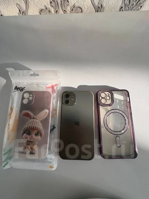 Apple iPhone 11. �/�, 64 ��, �����, 4G LTE ����