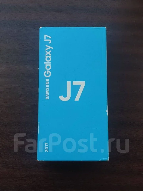 Samsung Galaxy J7 2017. �/�, 16 ��, ������, 3G, 4G LTE, Dual-SIM, NFC ����