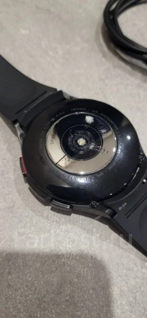 Samsung Galaxy Watch4 Classic. GPS, NFC, IP67 ����