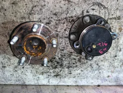 ������� ������ Mazda 3 BM ����� B45A2615X, �����/������ B45A2615X ����