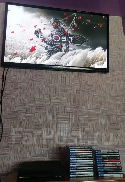 Sony PlayStation 4 ����