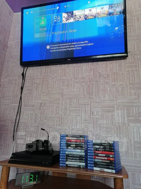 Sony PlayStation 4 ����