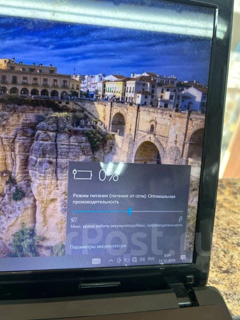 Lenovo G570. 15.6", 2,5����, ��� 4 ��, ���� 500���, WiFi: 1, Bluetooth: 1 ����