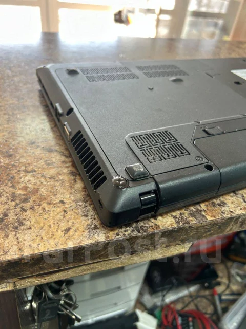 Lenovo G570. 15.6", 2,5����, ��� 4 ��, ���� 500���, WiFi: 1, Bluetooth: 1 ����