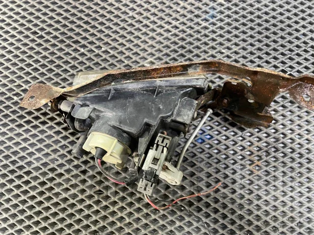 ������� Mitsubishi Diamant, F31A, F36A, F41A, F46A, F47A, 1995-1999 11487117R ����