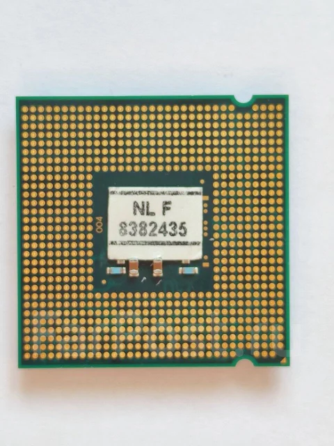 Intel Core 2 Duo E5300 ����