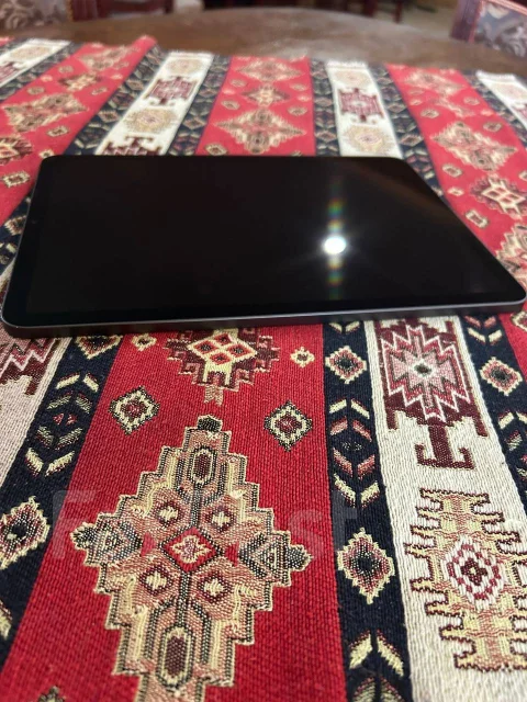 Apple iPad Air 4. ������ 256 �� ����