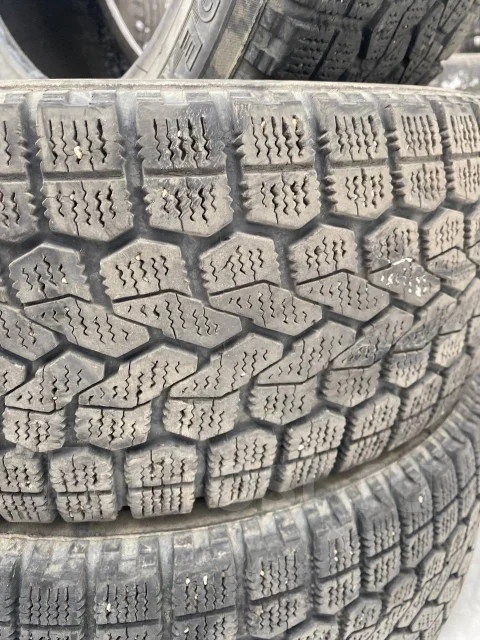 Yokohama Guardex. ������, ��� �����, �/�, ����� 50 % ����