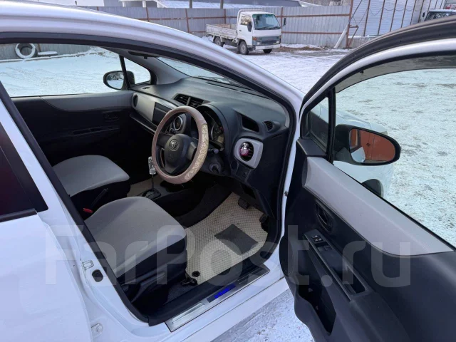 Toyota Vitz. �������, ��������, 1.0 (69��.�.), ������, 108����. �� ����