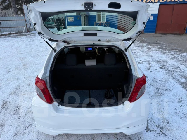Toyota Vitz. �������, ��������, 1.0 (69��.�.), ������, 108����. �� ����